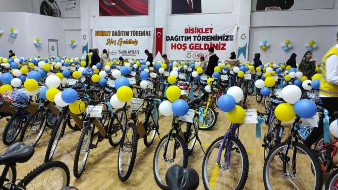 Şanlıurfa’da 400 Yetim Öğrenciye Bisiklet Hediye Edildi