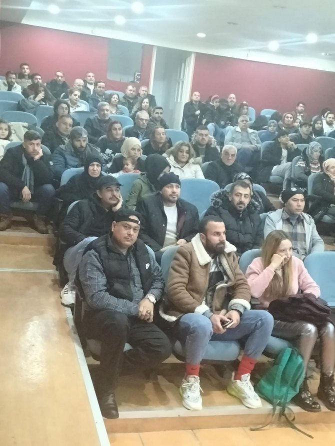 Göçmenlere ‘Sosyal Uyum Ve Yaşam’ Eğitimi Verildi