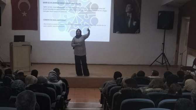 Göçmenlere ‘Sosyal Uyum Ve Yaşam’ Eğitimi Verildi