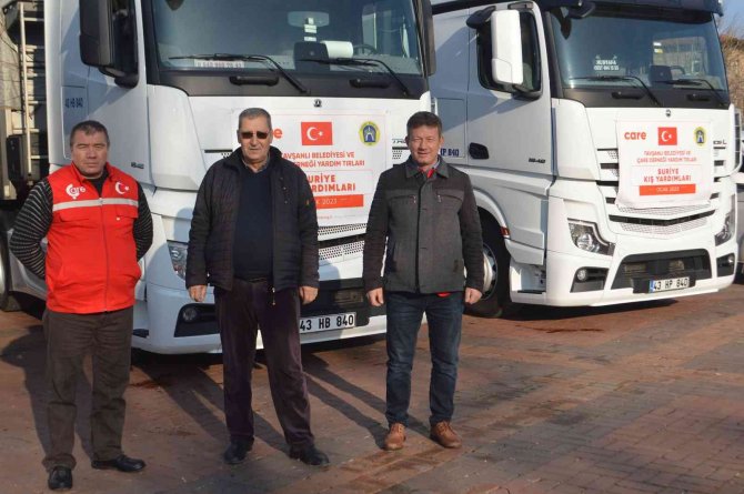Tavşanlı’dan Suriye’ye 3 Tır Dolusu Yardım