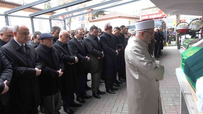Bakan Kirişci, Yalova’da Cenaze Törenine Katıldı