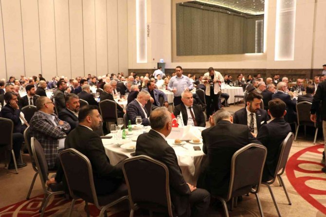 Tarım Ve Orman Bakanı Kirişci: "Çiftçi Evinde Oturacak Tarlasındaki Sulama Sistemine Elindeki Cep Telefonundan Müdahil Olacak”