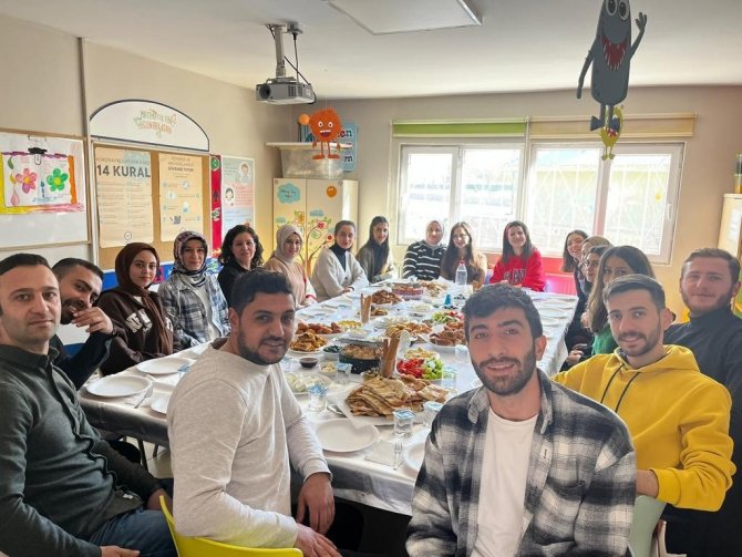 Muradiye Öğrenim Biriminden Eğitime Destek Veren Gönüllülere Teşekkür