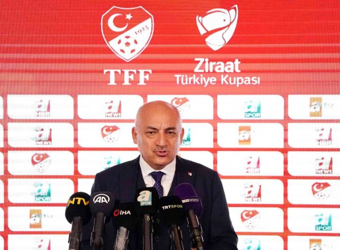 Mehmet Büyükekşi: “Futbolun Güzelliklerini Öne Çıkarmamız Gerekiyor”