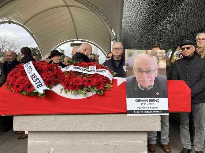 Gazeteci Orhan Erinç, Üsküdar’da Son Yolculuğuna Uğurlandı