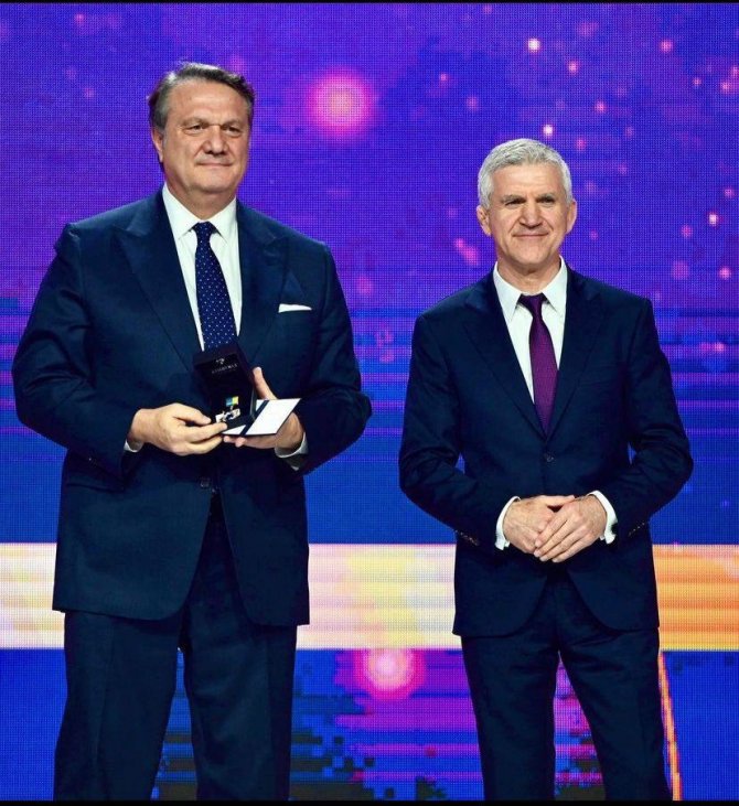 Hasan Arat’a Polonya’da Anlamlı Ödül