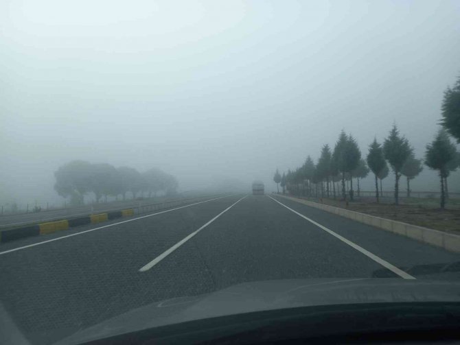 Muğla-aydın Karayolunda Sis Etkili Oldu