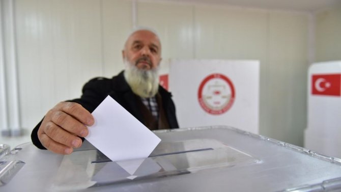 Tuzla Belediyesi 3 Cadde İçin Seçenekleri Oylamaya Sundu