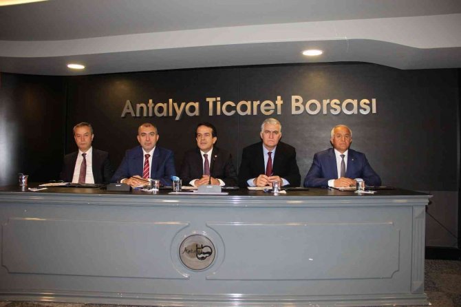 Atb Başkanı Çandır: "Antalya İhracatı İlk Kez 2 Milyar Doları Aştı"