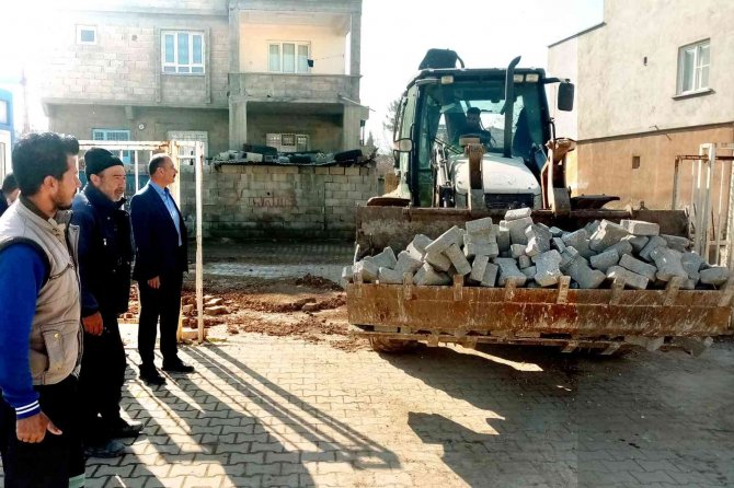 Araban’da Bozulan Yollar Onarılıyor