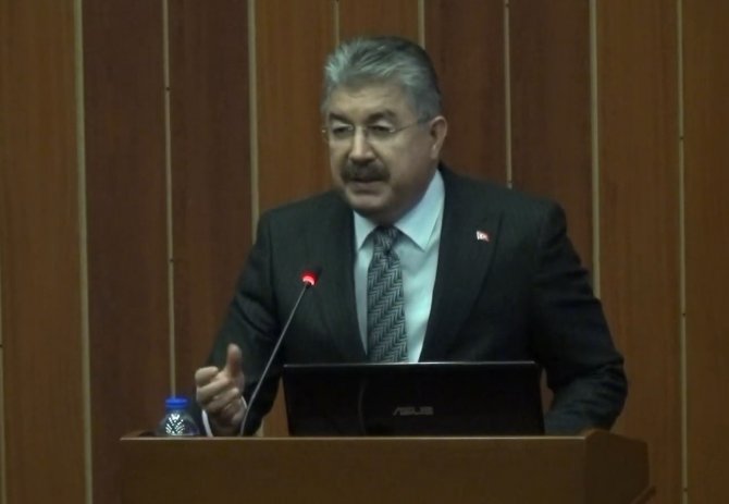 Vali Yılmaz: "Bağımlılıkla Mücadeleye Zorunluluk Anlayışıyla Yaklaşırsak, Başarılı Olamayız"