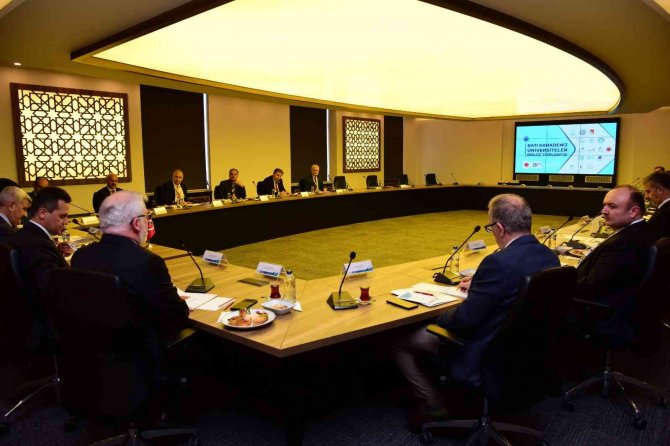Rektör Uzun, Batı Karadeniz Üniversiteleri Birliği Toplantısına Katıldı