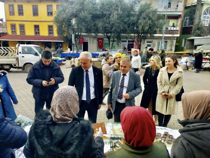 Başkan Yaman Hayır Çarşısına Katıldı