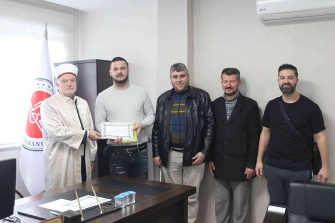 Barthelemy, ’Muhammed Mehdi’ İsmini Alarak Müslüman Oldu
