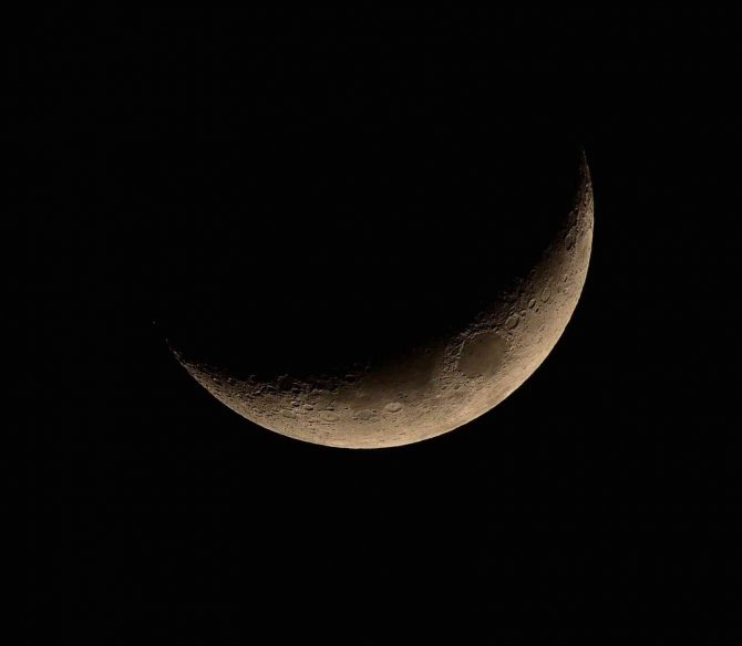 Ahlat’ta Hilal Güzelliği