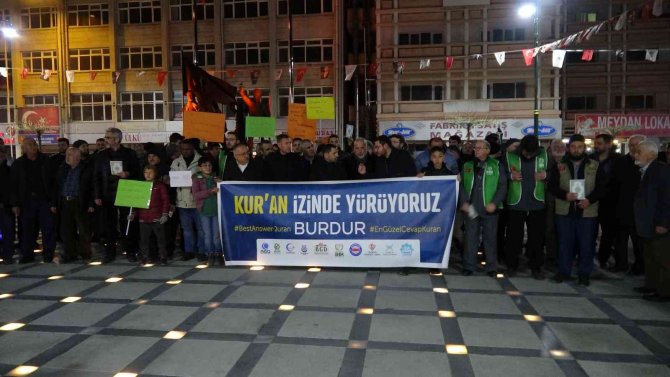 Burdur’da Stk’lar İ̇sveç’te Kur’an-ı Kerim Yakılmasına Tepki Gösterdi
