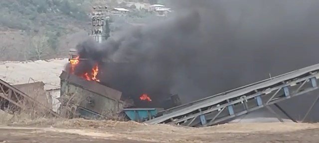 Bursa’da Geri Dönüşüm Tesisinde Korkutan Yangın