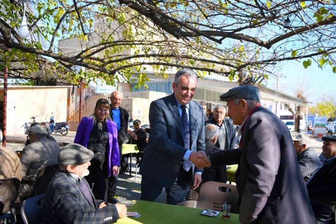 Esen Kahvehanede Vatandaşları Ziyaret Etti