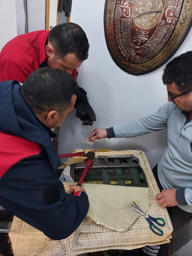 Yaramaz Kedi İtfaiyeyi Seferber Etti