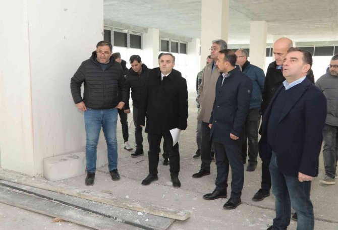 Rektör Altun, Eragem İnşaatında İncelemelerde Bulundu