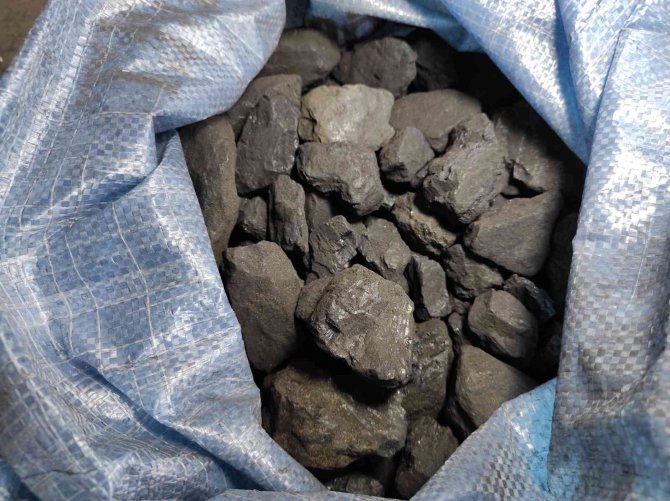 Kış Etkisini Göstermeyince Odun Ve Kömüre Talep Düştü