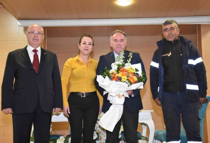 Başkan Öndeş Çalışanlarının Yüzünü Güldürdü