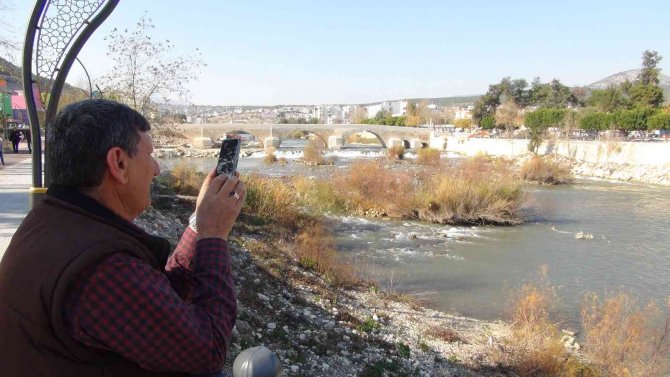 Göksu Nehri Yeniden Siyah Akmaya Başladı