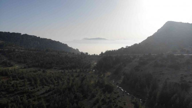 Geçen Yıl Karla Kaplanan Spil, Bu Yıl Aynı Gün Kara Hasret Kaldı