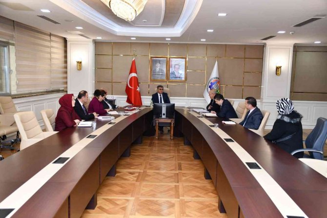 Vatandaşlar Halk Gününde Sorunlarına Çözüm Arıyor