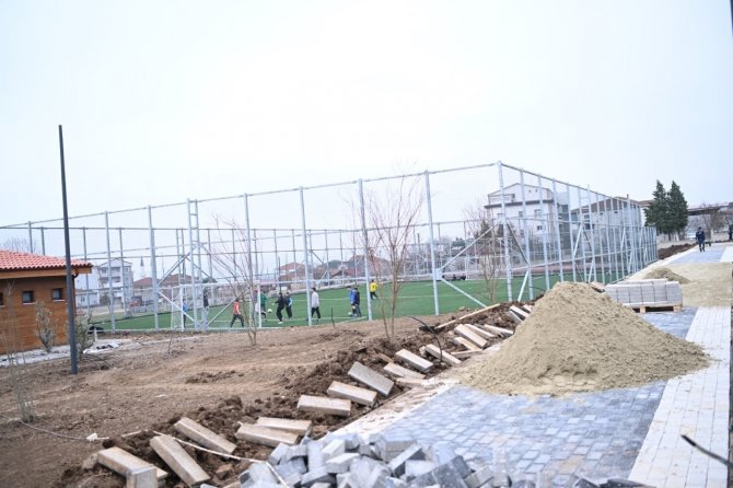 Kartepe’ye 9 Bin 700 Metrekarelik Park Kazandırılıyor