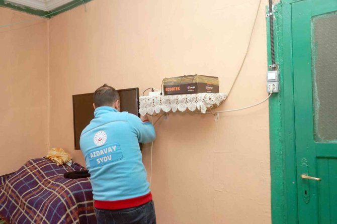 Sık Sık Köylerdeki Yangınlarla Gündeme Gelen Kastamonu’da Elektrik Tesisatları Yenileniyor