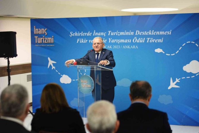 Başkan Büyükkılıç’a Yılın İlk Ödülü Tbb’den