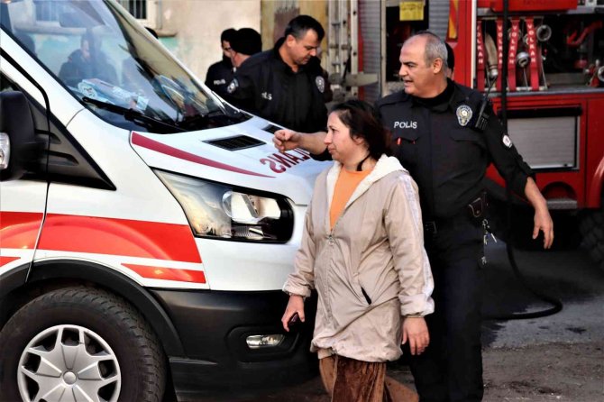 Karısıyla Tartıştı, Evini Ateşe Verdi