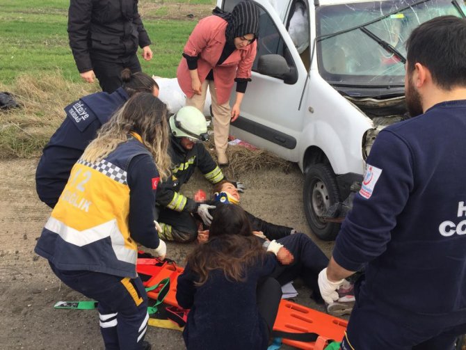 Tekirdağ’daki Feci Kazada Can Pazarı Yaşandı: 2’si Ağır 4 Yaralı