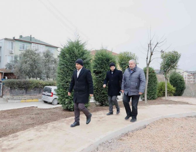 Esentepe’de Çocuklarını Parka Gönderen Ailelerin İçine Su Serpecek Uygulama