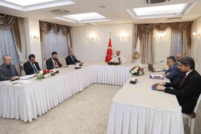 70 Ülkenin Müslüman Dini Liderlerinden Kur’an-ı Kerim Saldırılarına Karşı Ortak Tepki