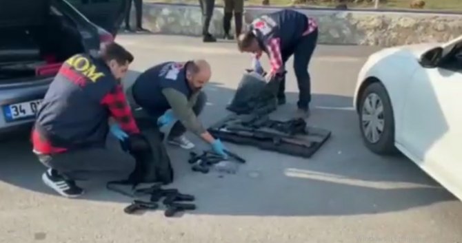 Mersin’de Silah Kaçakçılarına Operasyon: 3 Gözaltı