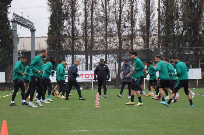 Sakaryaspor Teknik Direktörü Taner Taşkın: “Ben Buraya Eksiklikleri Tamamlamaya Geldim”