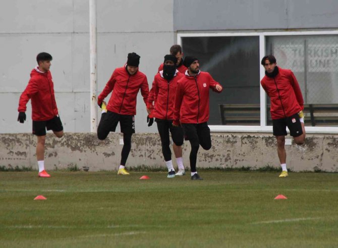 Sivasspor Galibiyet İçin Hazırlanıyor