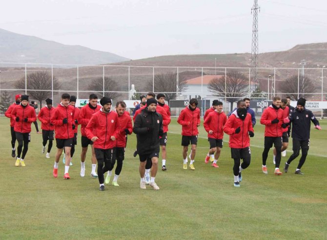 Sivasspor Galibiyet İçin Hazırlanıyor