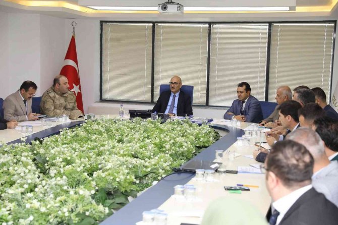 Başkan Vekili Aydın: “Her Zaman Muhtarlarımızın Yanında Olduk”