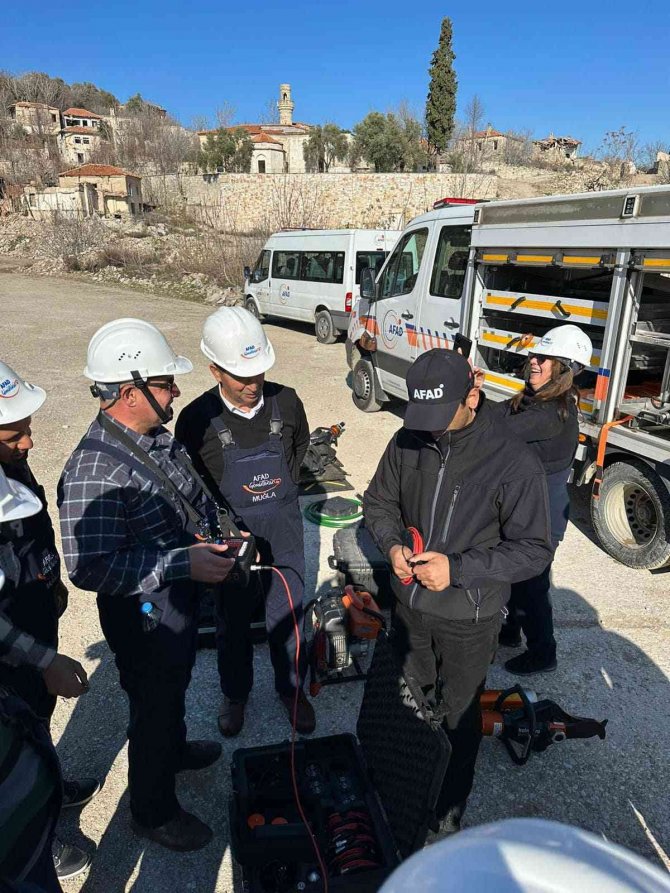 Muğla’da Muhtarlar Destek Afad Gönüllüsü Oluyor