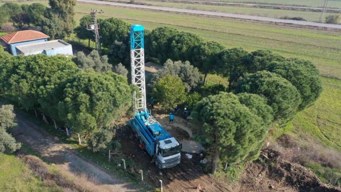 Aski̇ Yüksek Kaliteli Yeni Sondaj Makinesi Aldı