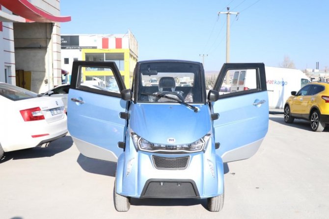Niğde’de 3 Kişilik Elektrikli Araç Üretiliyor