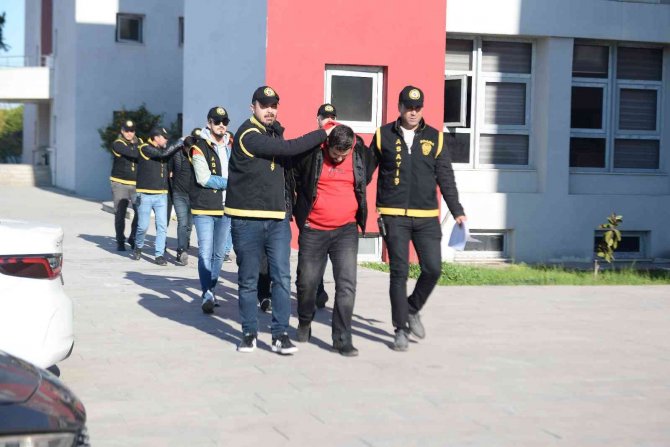 Mağazaya 28 Kurşun Sıktı, "Alkollüydüm, Rastgele Ateş Açtım” Dedi