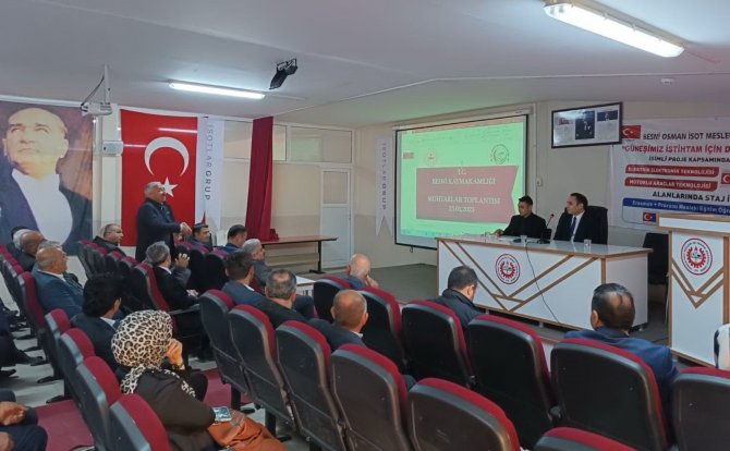 Besni’de Muhtarlar Toplantısı Yapıldı