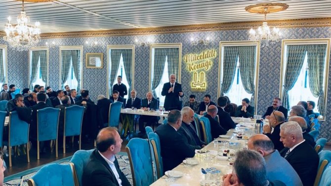 Başkan Öz, Milletvekili Aday Adaylığı İçin Görevinden İstifa Etti
