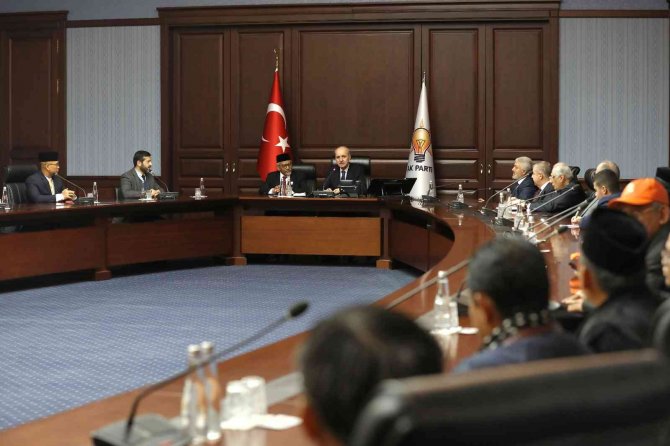 Ak Parti Genel Başkanvekili Kurtulmuş, Endonezya Adalet Ve Refah Partisi Genel Başkanı Syaikhu Ve Beraberindeki Heyeti Kabul Etti