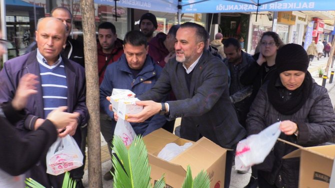 Ak Parti’den Kandil Simidi Hayrı