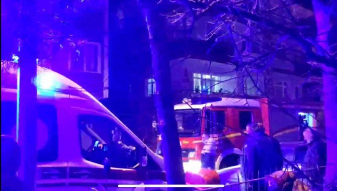 Psikolojik Rahatsızlığı Olan Kişi Ailesinin Evini Ateşe Verdi